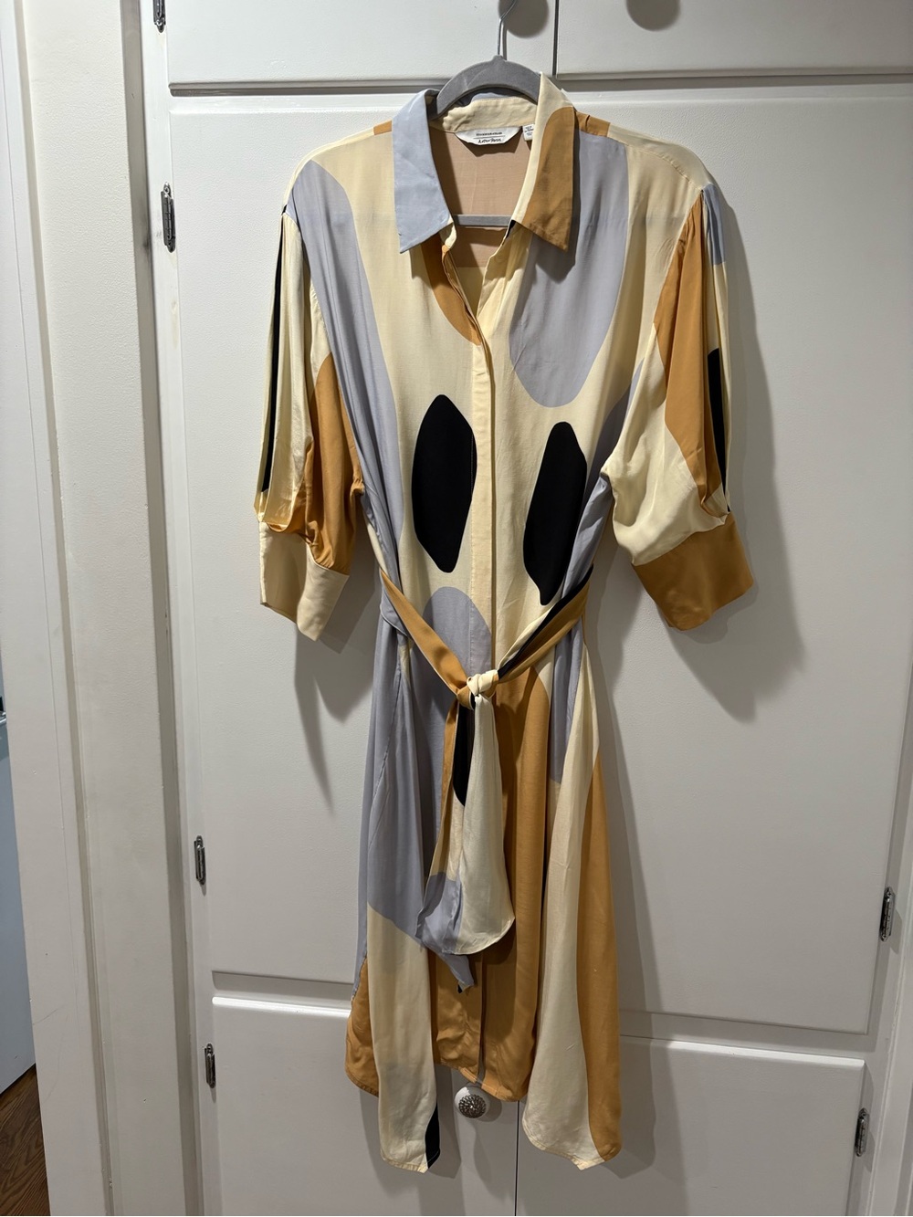 & Other Stories Beige and Cream Patterned Shirt Dress 6 two small stains see pic - Picture 2 of 15
